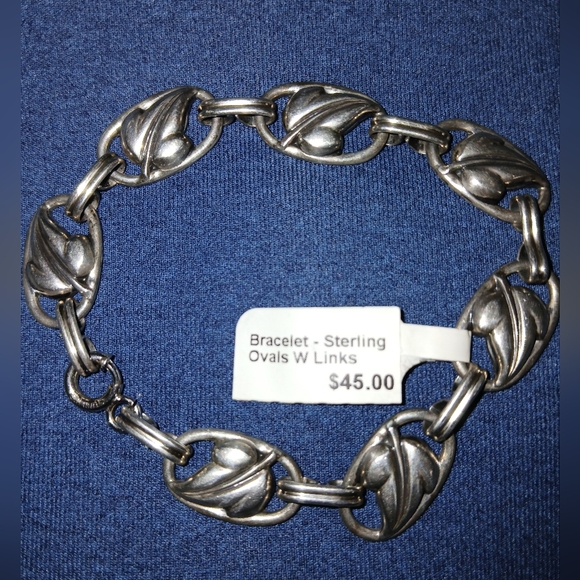 Vintage Danecraft Sterling Silver Bracelet Oval Links Leaf Center NOS - Picture 2 of 4